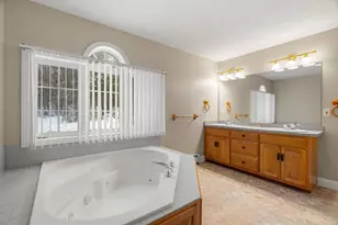 53 Penacook Rd, Chester, NH 03036 - Photo 10