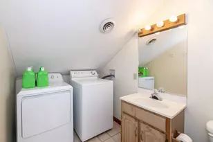 385 Union Ave, Laconia, NH 03246 - Photo 24