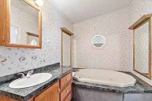 34 Dianne St, Nashua, NH 03062 - Photo 24