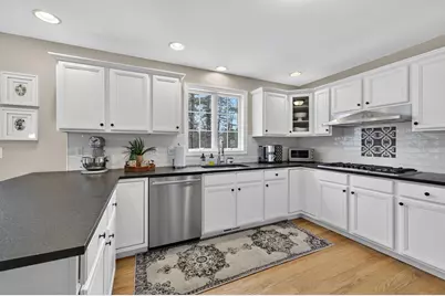 18 Heather Lee Lane, Pelham, NH 03076 - Photo 12