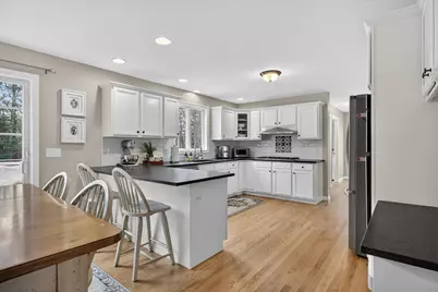 18 Heather Lee Lane, Pelham, NH 03076 - Photo 10
