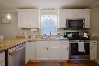 9 Wiggin Drive, Newmarket, NH 03857 - Photo 4