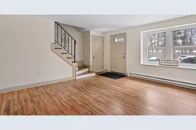 174 Fieldstone Drive, Londonderry, NH 03053 - Photo 2