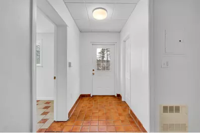 454 Calef Highway, Lee, NH 03861 - Photo 16