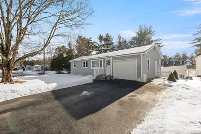 15 Kelwyn Drive, Somersworth, NH 03878 - Photo 2
