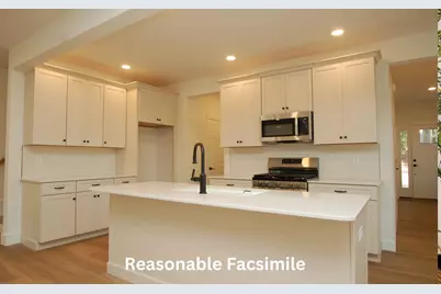 9B York Road, Hudson, NH 03051 - Photo 2