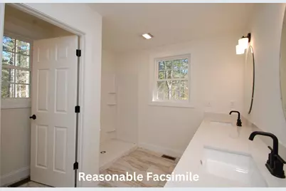 9B York Road, Hudson, NH 03051 - Photo 6