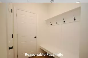 9B York Rd, Hudson, NH 03051 - Photo 12