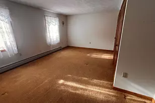 11A Lund Rd, Hudson, NH 03051 - Photo 12