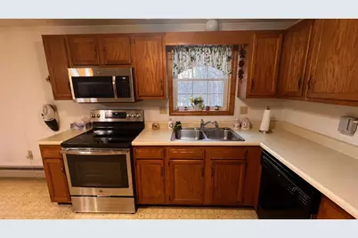 11A Lund Road, Hudson, NH 03051 - Photo 8