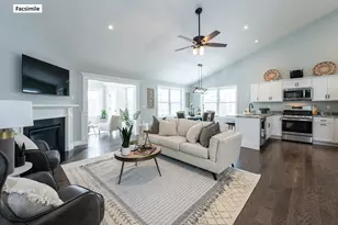 14 Stonehenge Cir, Northfield, NH 03276 - Photo 4