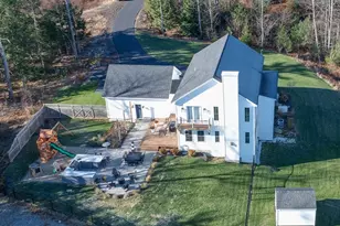 89 Indian Falls Rd, New Boston, NH 03070 - Photo 4