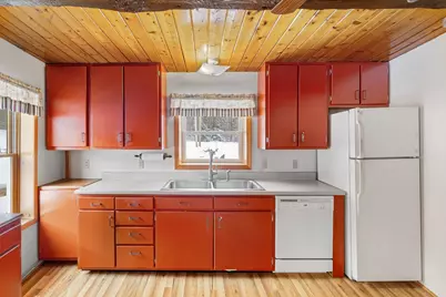 333 Chamberlain Road, Canaan,  05903 - Photo 10