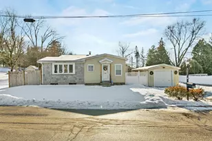 34 Depot Rd, Manchester, NH 03103 - Photo 4