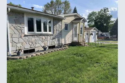 34 Depot Road, Manchester, NH 03103 - Photo 2