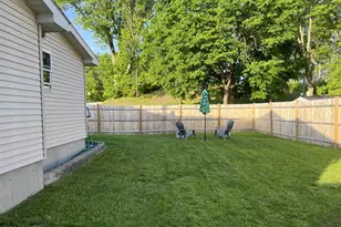 34 Depot Rd, Manchester, NH 03103 - Photo 14