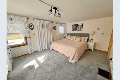 34 Depot Road, Manchester, NH 03103 - Photo 32