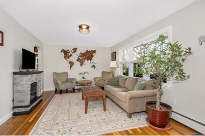 180 West Haven Road, Manchester, NH 03104 - Photo 2