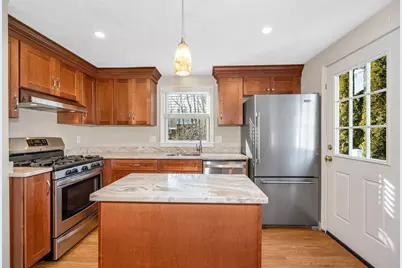 25 Robinhood Road, Nashua, NH 03062 - Photo 8