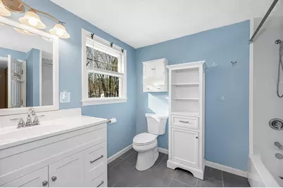 25 Robinhood Road, Nashua, NH 03062 - Photo 16