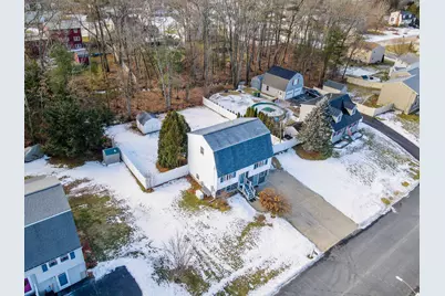 25 Robinhood Road, Nashua, NH 03062 - Photo 44