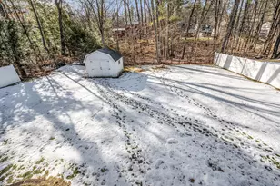 25 Robinhood Rd, Nashua, NH 03062 - Photo 36