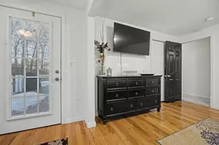 42 Kendall Pond Rd, Derry, NH 03038 - Photo 12