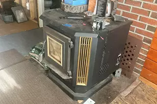 211 Sandown Rd, Chester, NH 03036 - Photo 10