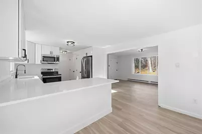 25L English Range Road #B, Derry, NH 03038 - Photo 6