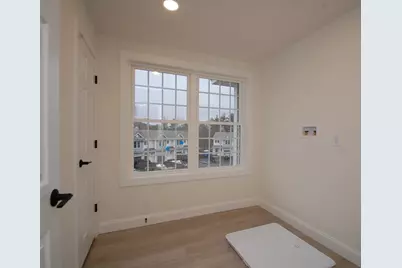 4C Dearborn Circle, Goffstown, NH 03045 - Photo 14