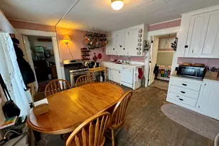 20 Pine St, Haverhill, NH 03785 - Photo 6