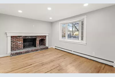 183 Gold Street, Manchester, NH 03103 - Photo 10