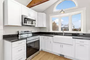 183 Gold St, Manchester, NH 03103 - Photo 20