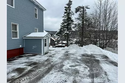 798 Fifth Avenue, Berlin, NH 03570 - Photo 4