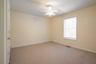 43 Lampton Dr, Derry, NH 03308 - Photo 32