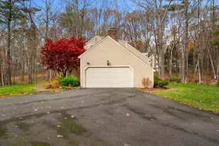 26 Meadowcrest Dr, Bedford, NH 03110 - Photo 42