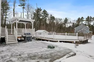 37 Manter Mill Rd, Londonderry, NH 03053 - Photo 34