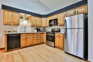 6 Dogwood Ct, Atkinson, NH 03811 - Photo 6