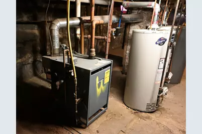 390 Cedar Street, Manchester, NH 03103 - Photo 14