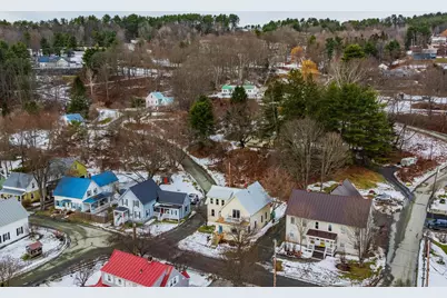 157 Summer Street, Hartford, VT 05001 - Photo 4