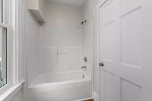 157 Summer St, Hartford, VT 05001 - Photo 30