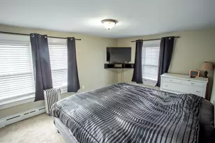 15 Whitten St, Allenstown, NH 03275 - Photo 6