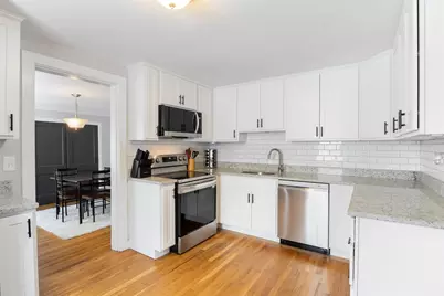 276 Salmon Street, Manchester, NH 03104 - Photo 4