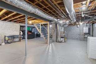 276 Salmon St, Manchester, NH 03104 - Photo 30