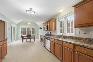 10 Dewberry Ln, Hooksett, NH 03106 - Photo 32