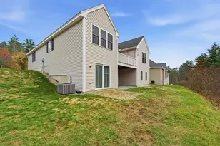 10 Dewberry Ln, Hooksett, NH 03106 - Photo 16