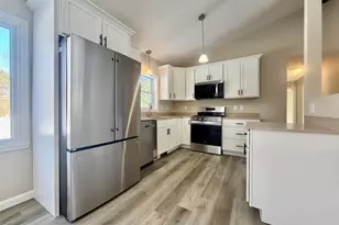 5 Dwyer St, Merrimack, NH 03054 - Photo 2