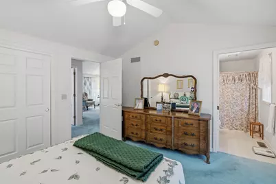 47 Lexington Court, Hudson, NH 03051 - Photo 12