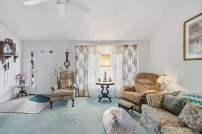 47 Lexington Court, Hudson, NH 03051 - Photo 6