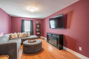 706 Western Ave, Henniker, NH 03242 - Photo 16